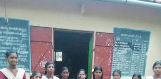 வங்கி கணக்கு துவங்க பள்ளி மாணவர்கள் படும் பாடு!