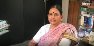 சிறைக் கம்பிகளுக்குள் வழக்கறிஞர் சுதா பரத்வாஜ், அனுபவம்.