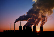 கார்ப்பரேட்டுகளால் சூறையாடப்படும் இயற்கை! துடித்துக்கொண்டிருக்கும் இந்தியா !!