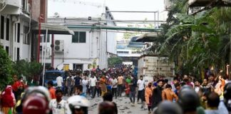 பங்களாதேஷ் ஆயத்த ஆடை தொழிலாளர்கள் போராட்டம்: அவர்களிடம் பாடம் கற்போம்!