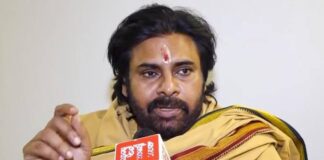 பவன் கல்யாண்: சினிமா CUM அரசியல்வாதிகளின் உண்மையான முகம்!