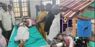 மேல் சாதி என்று சொல்லிக் கொள்ளும் கயவாளிகள்!