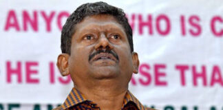 “என் உயிருக்கு பாதுகாப்பில்லை”, முன்னாள் ஐஏஎஸ் சகாயம் உயர்நீதிமன்றத்தில் கதறல்!