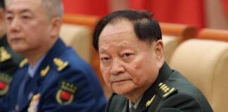 சீன ராணுவத்தில் கருப்பு ஆடு.. சீனா ஒரு கம்யூனிச நாடு என சத்தியம் செய்பவர்களுக்கு அர்ப்பணம்!