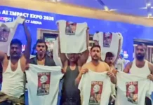 எது நாட்டுக்கு அவமானம்? கல்கோத்தியா பல்கலைக்கழகமா? சட்டையில்லா போராட்டமா?