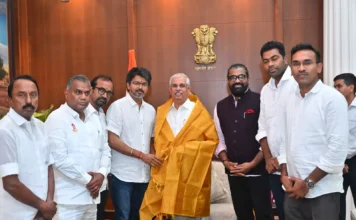 திருவாளர் விஜய் முன்வைக்கும் மாற்று குறித்த பித்தலாட்டங்கள்!