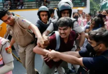 தேர்தல் திருட்டுத் தலைமைத் தேர்தல் ஆணையர் ஞானேஷ்குமார் பதவி விலகக் கோரி நாடு தழுவிய போராட்டம் நடத்திய மாணவர்கள் மீது தாக்குதல் மற்றும் கைது! வன்மையாகக் கண்டனம் செய்கிறோம்!